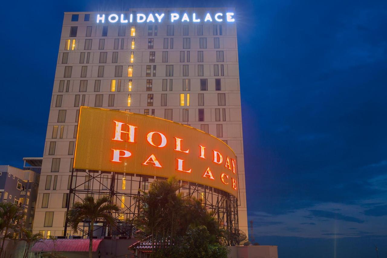 Holiday Palace Ou Chrov Exterior photo