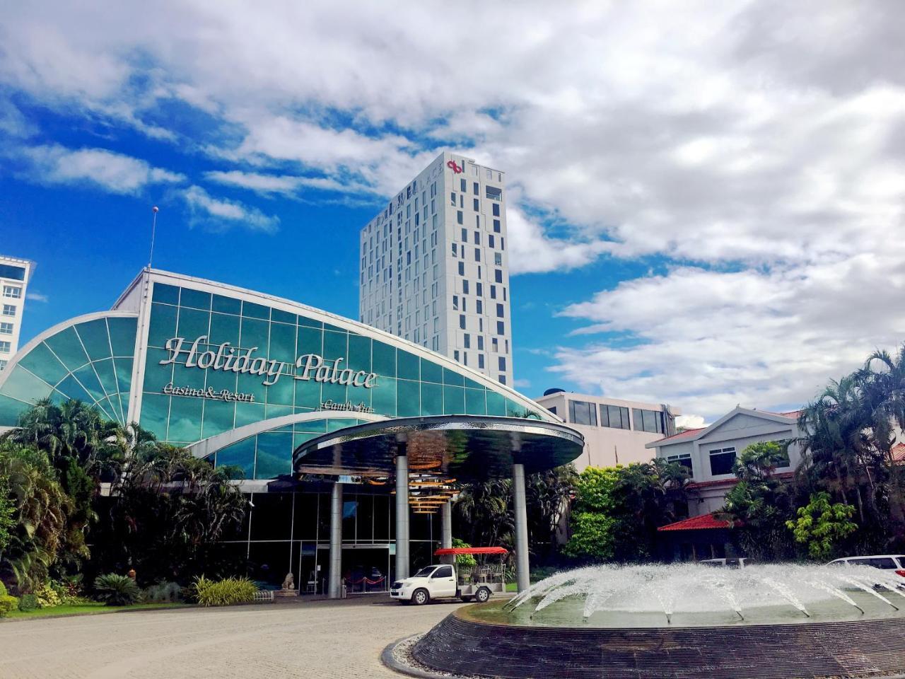 Holiday Palace Ou Chrov Exterior photo